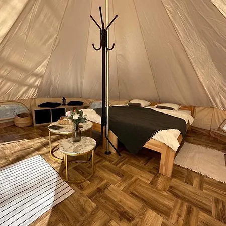 Brzozowisko Tuchomko - Glamping Tuchomie