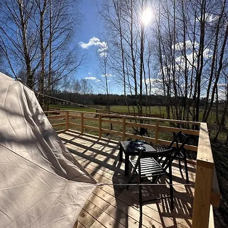 Luxusní stan Brzozowisko Tuchomko - Glamping *