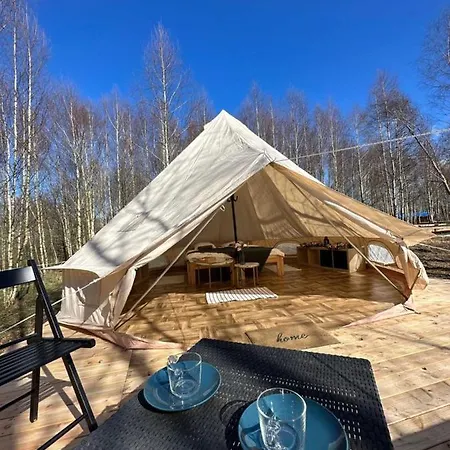 Brzozowisko Tuchomko - Glamping Campo de lujo