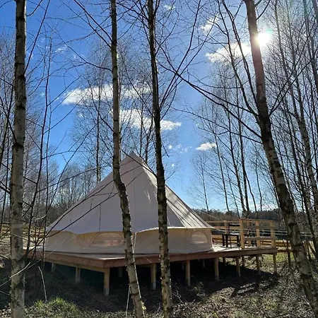 Brzozowisko Tuchomko - Glamping Campo de lujo