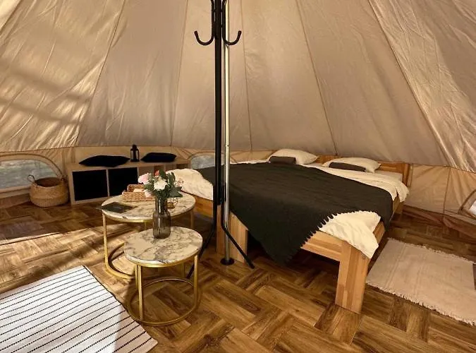 Brzozowisko Tuchomko - Glamping Tuchomie