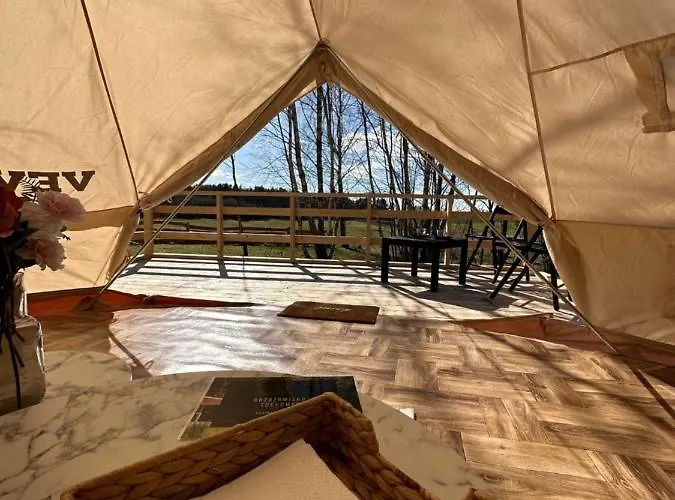 Brzozowisko Tuchomko - Glamping *